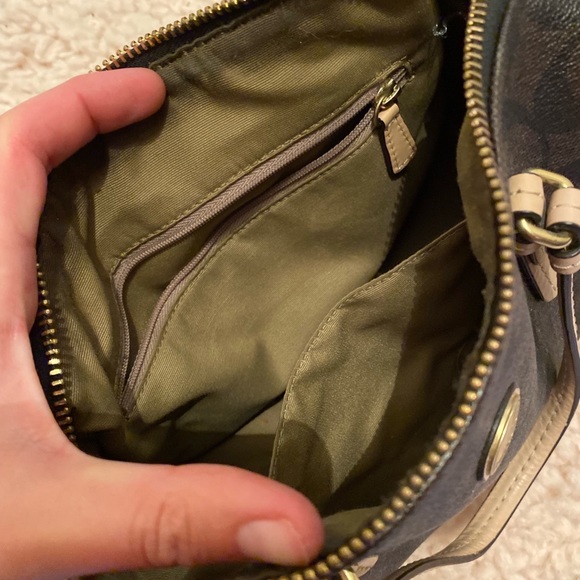 BROWN COACH PRINT COACH PURSE | SHOULDER OR CROSSBODY - Picture 4 of 4